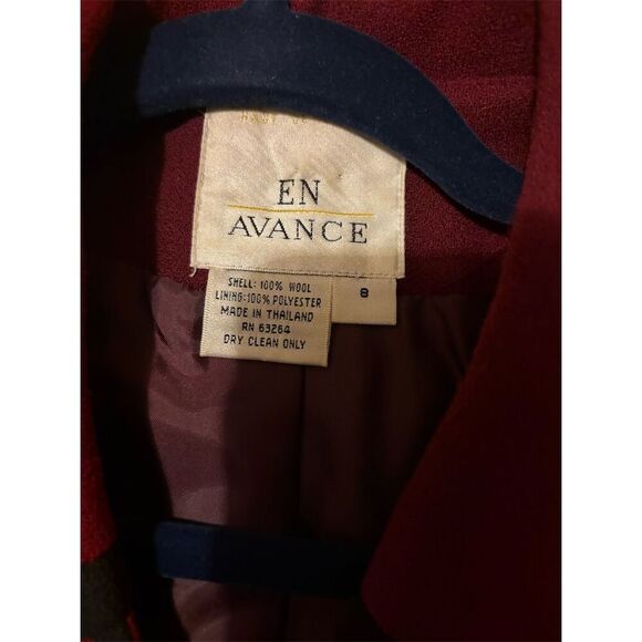 EN AVANCE Women's 2-Piece Skirt Suit Size 8 Burgundy Black Trim Formal - Picture 5 of 7